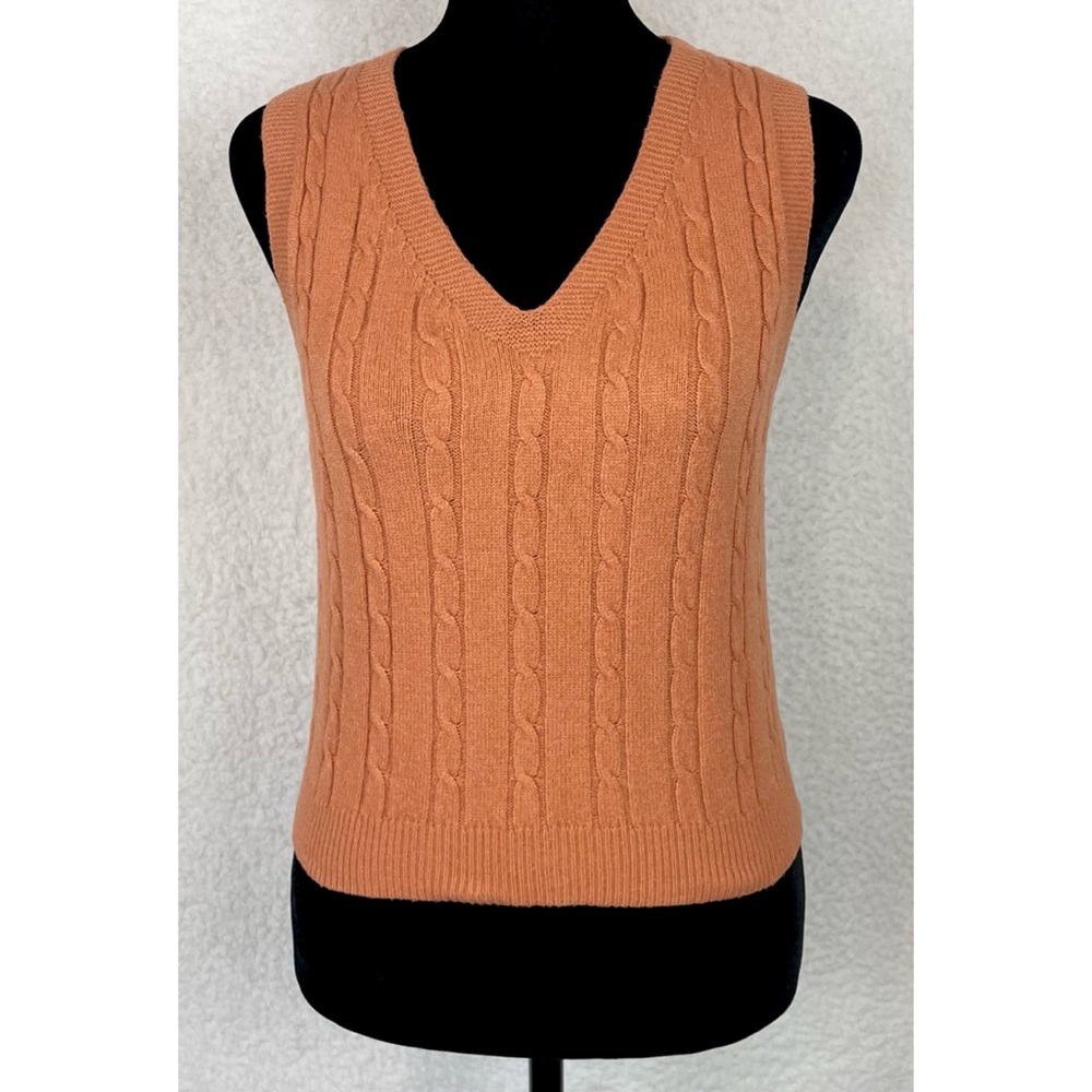 HAUTE MONDE • Orange Cable Knit V-Neck Cropped Sweater Vest, M